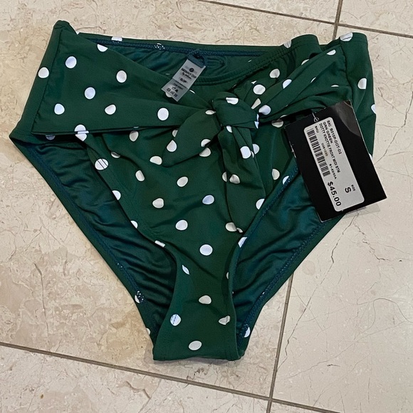 Brand new Bikini - Picture 3 of 5